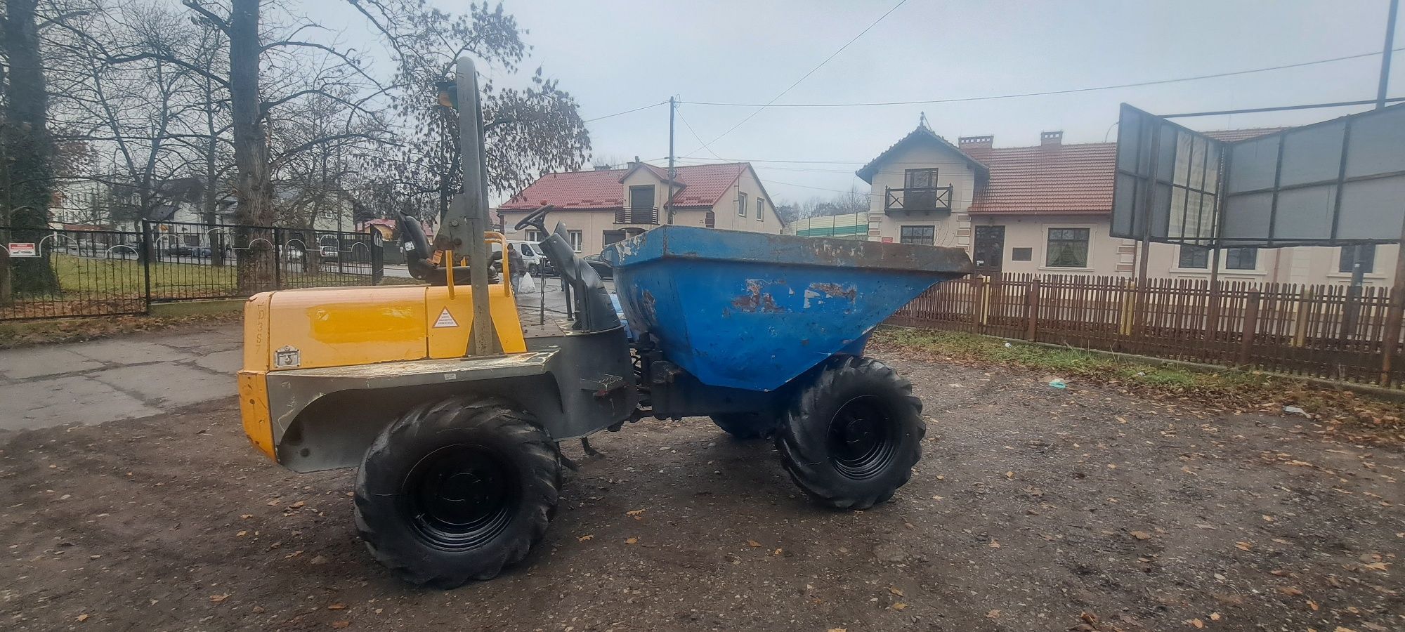 Wozidlo ausa 6ton 214rok super stan transport