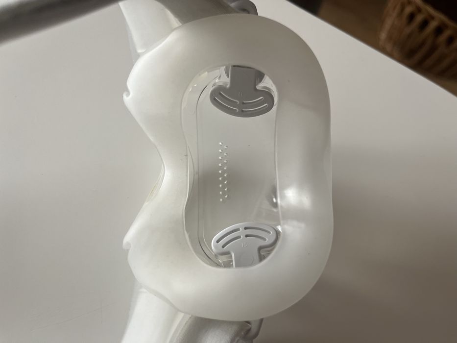 Philips DreamWear L maska podnosowa do leczenia bezdechu sennego