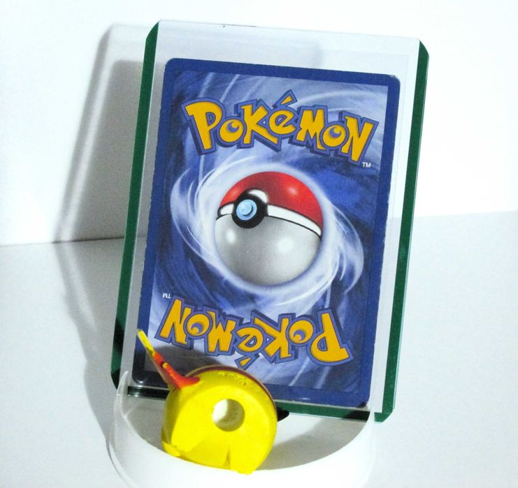 Pikachu + Carta Pikachu Pokémon Vintage