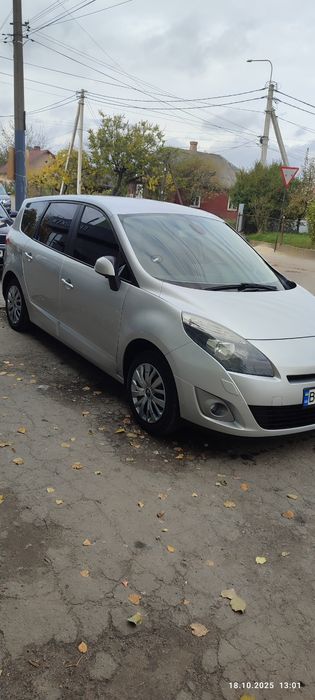 Renault grand scenic 3 2011 рік