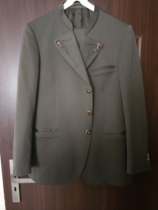 Garnitur myśliwski zdobiony