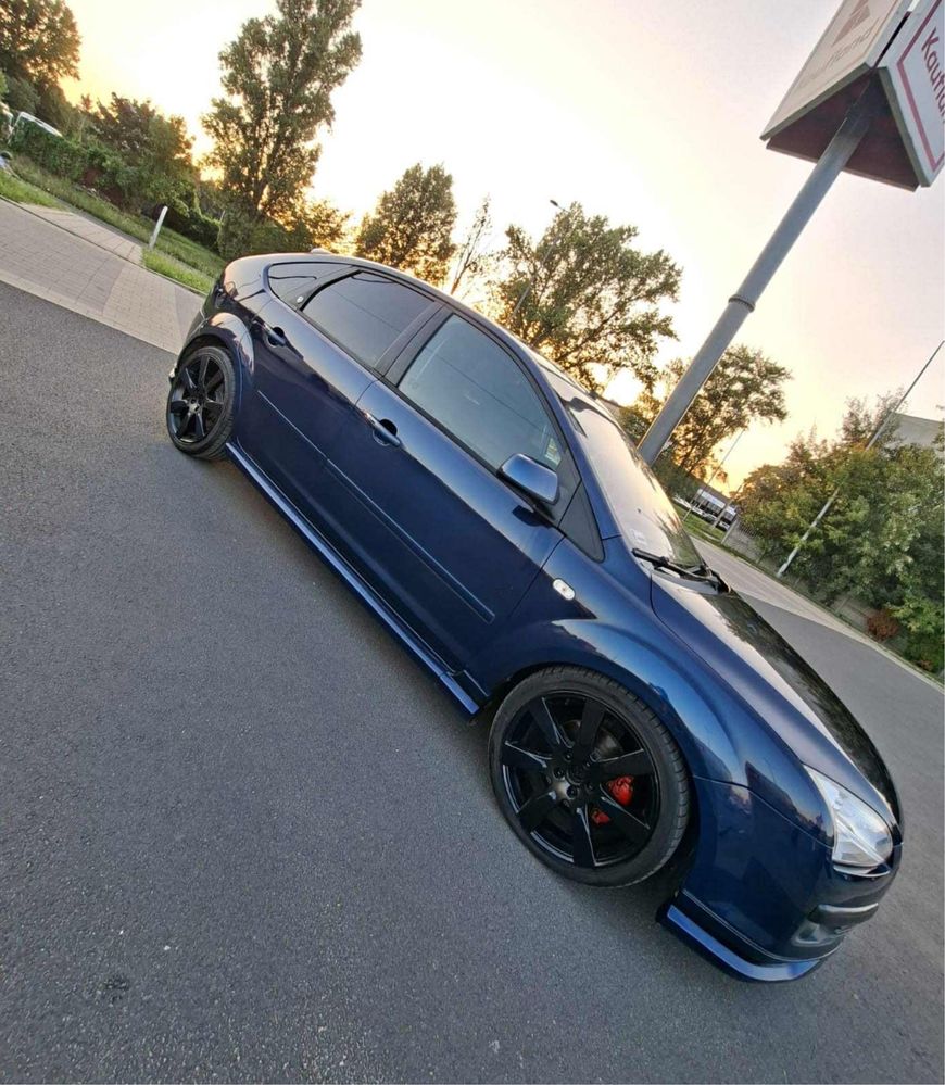 Ford Focus mk2 Ghia 1.6 benzyna 115km/ pakiet Ms Design
