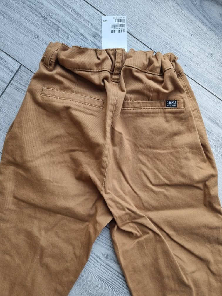 Nowe Spodnie chłopięce Hm 152 cm