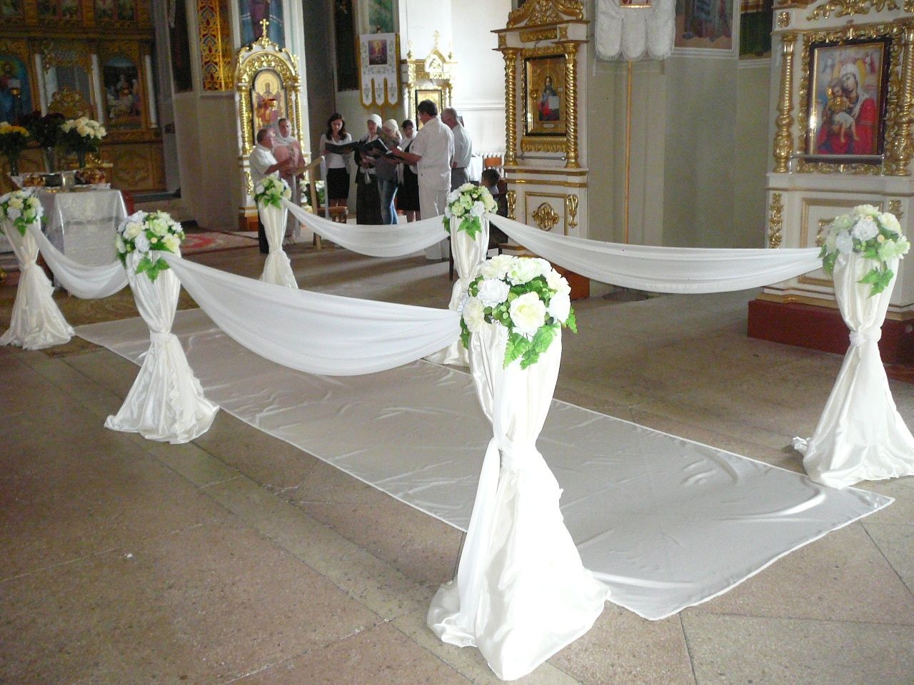 Весільний декор арка, стойки,тканини