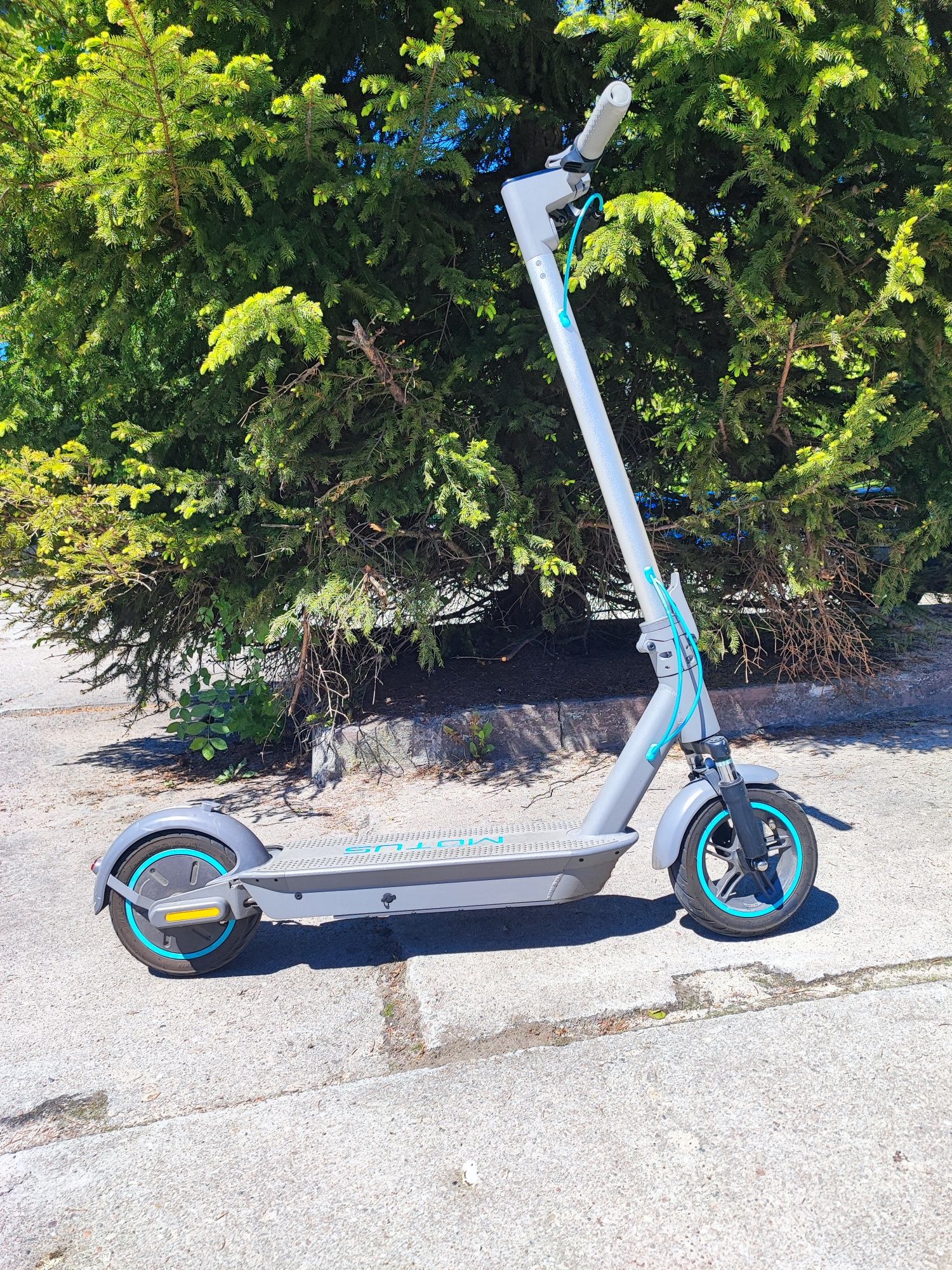 Hulajnoga Motus Scooty 10