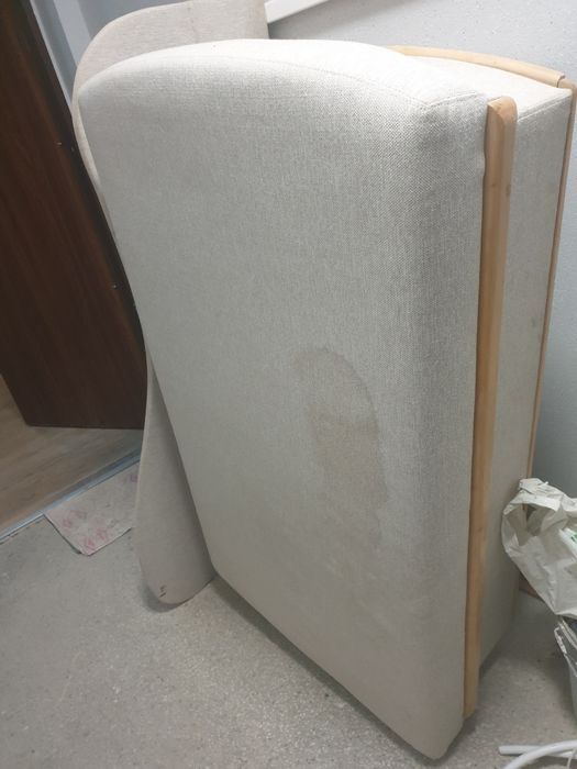 Sprzesam sofę jednoosobową