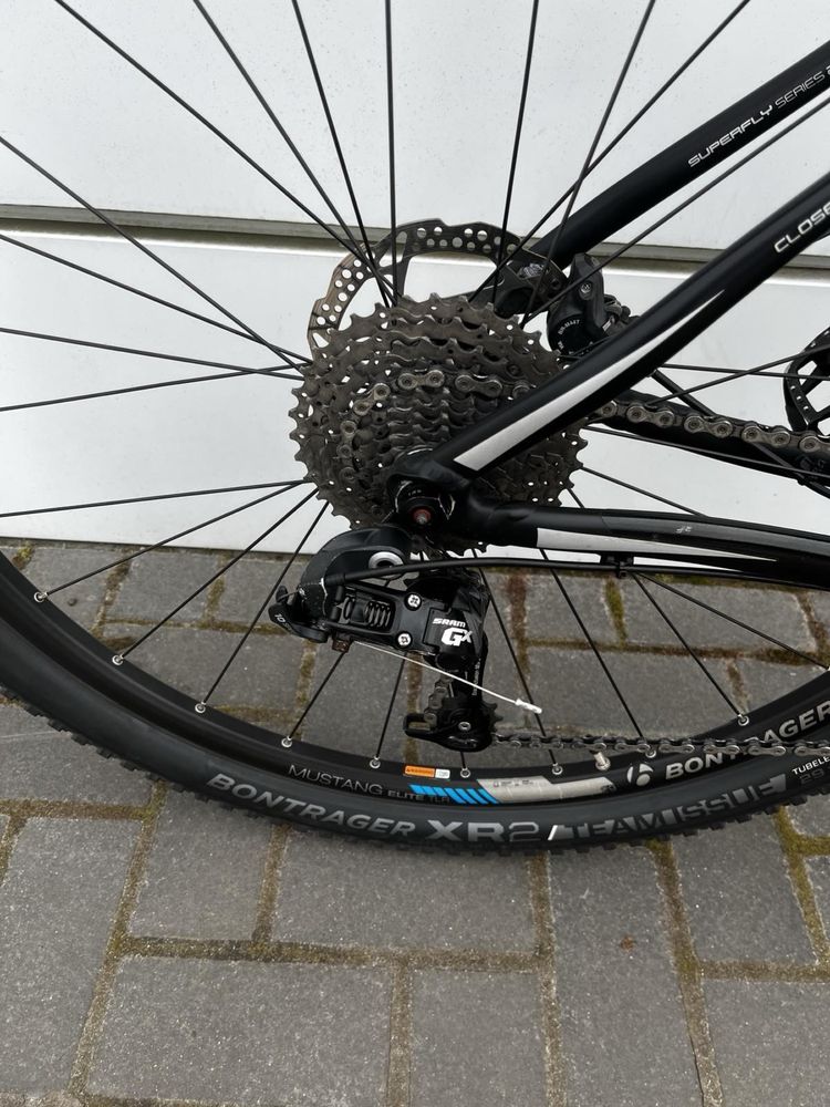Велосипед Trek Superfly 29 Rock shox reba air sram gx