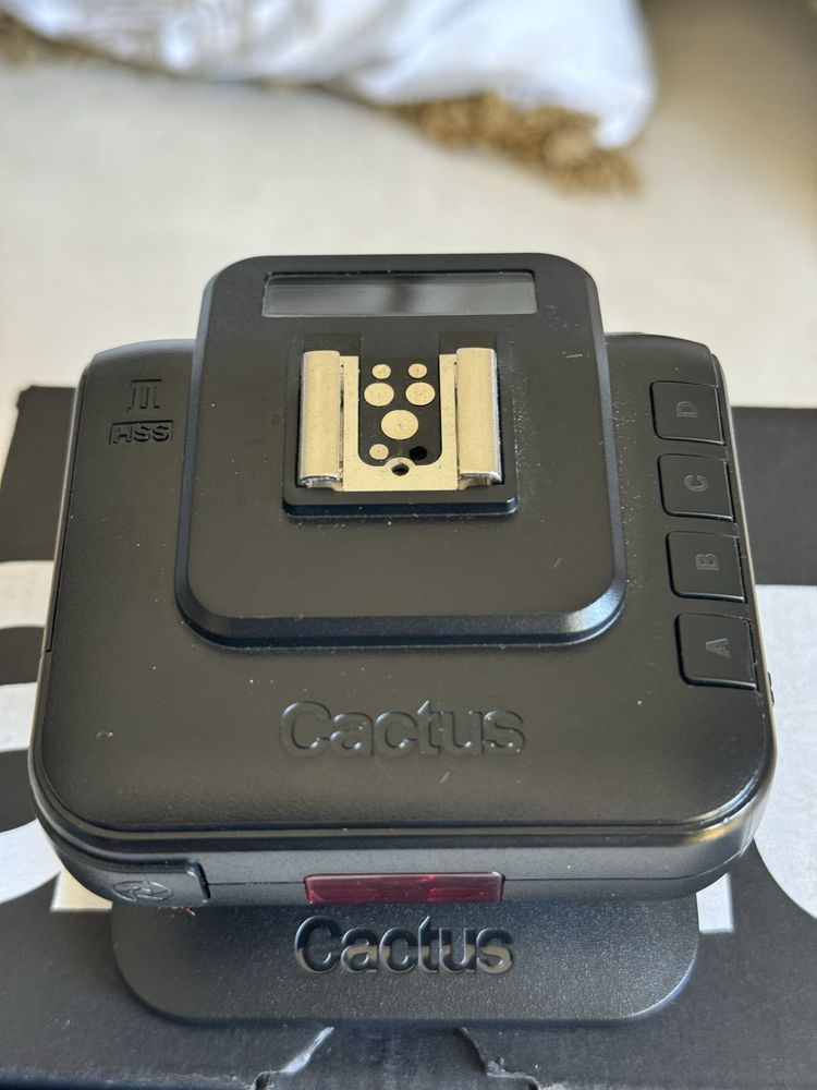 Cactus V6 II Wireless Flash Transceiver (Universal)
