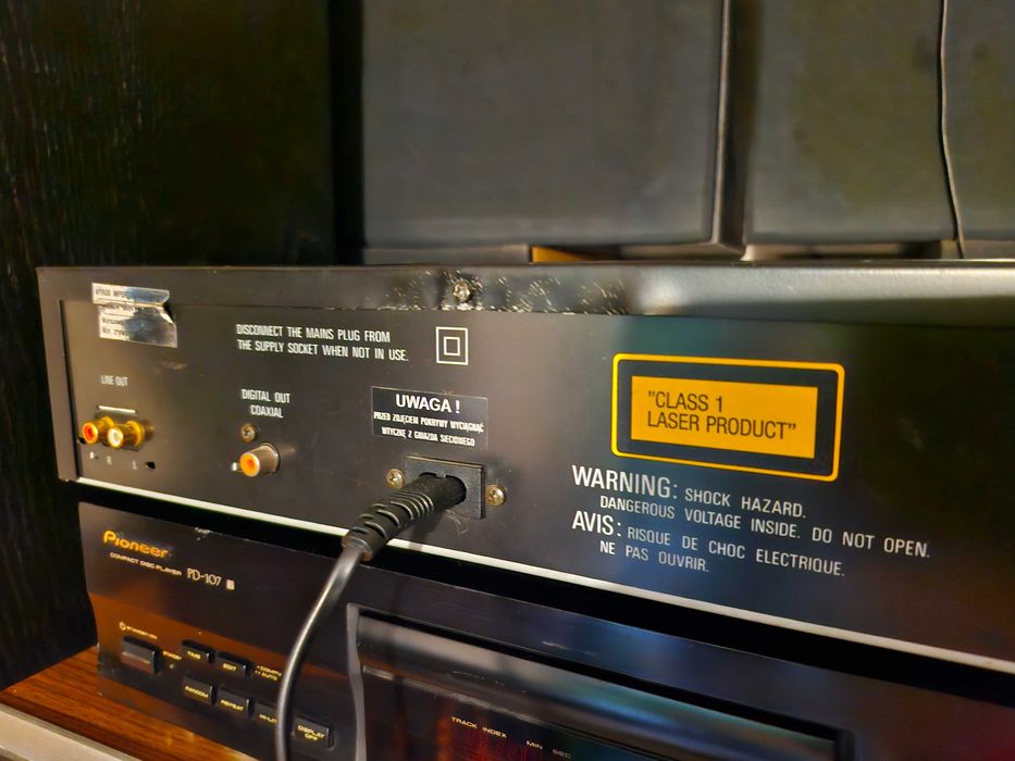 Odtwarzacz CD Denon DCD-825