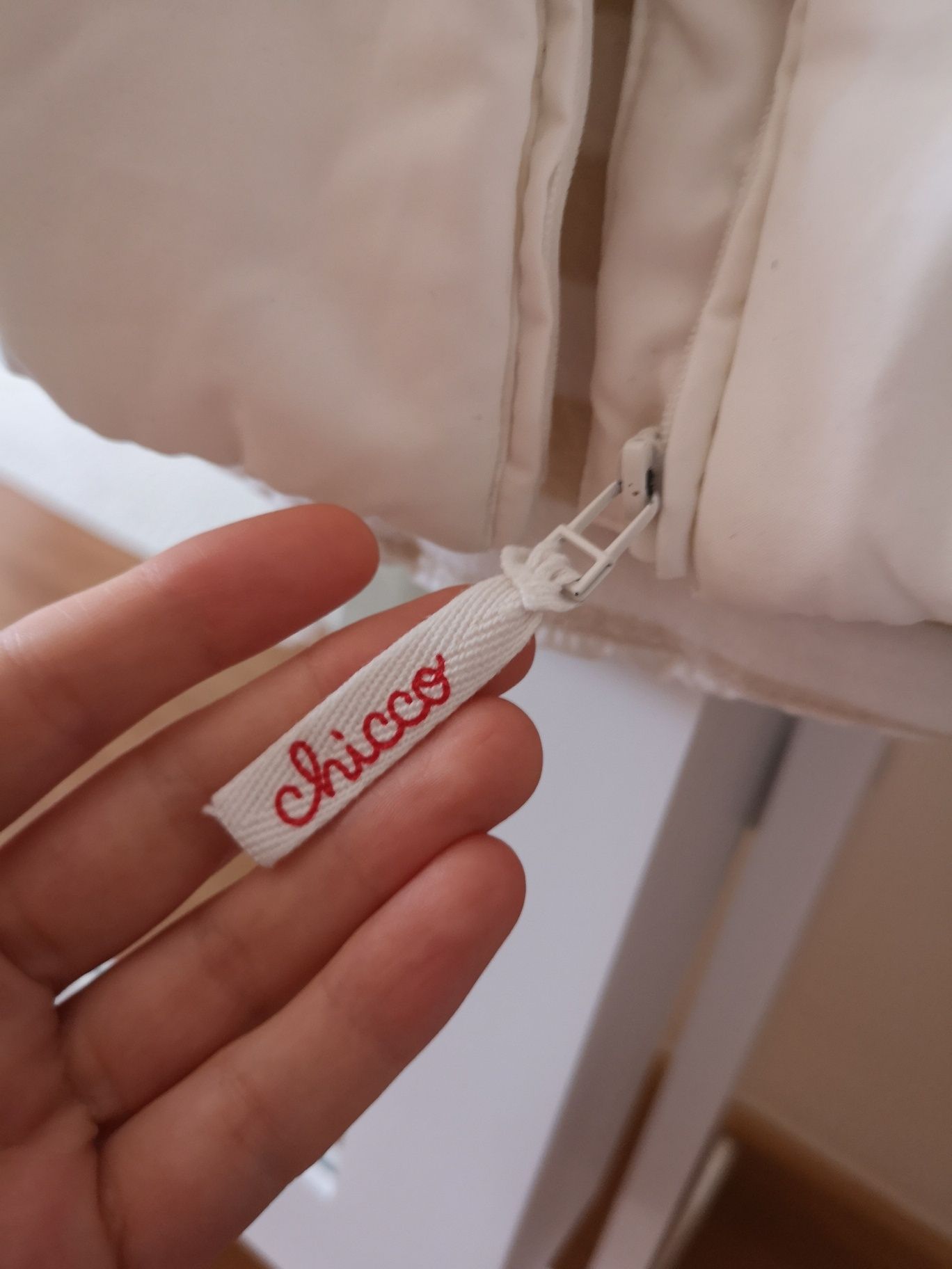 Portes Incluídos Chicco Blusão Branco de Inverno para Bebé 6 Meses