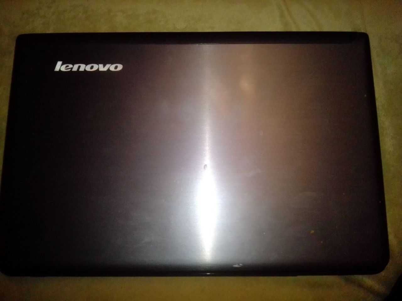 Игровой Lenovo 4ядра i3-2330m 6Gb ddr3 Intel HD 1Gb + nVidia 540m 2Gb