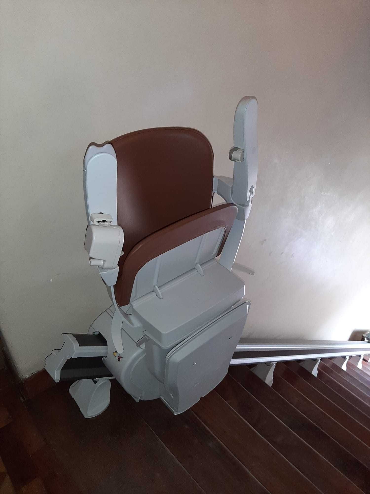 Cadeira Eléctrica para Escadas