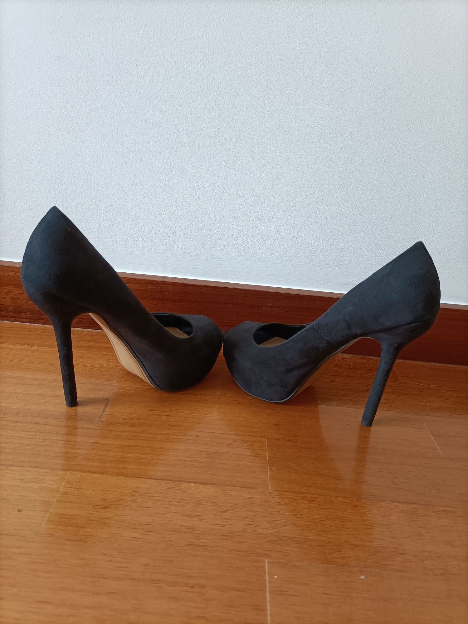 Sapatos de mulher preto 35 Bershka