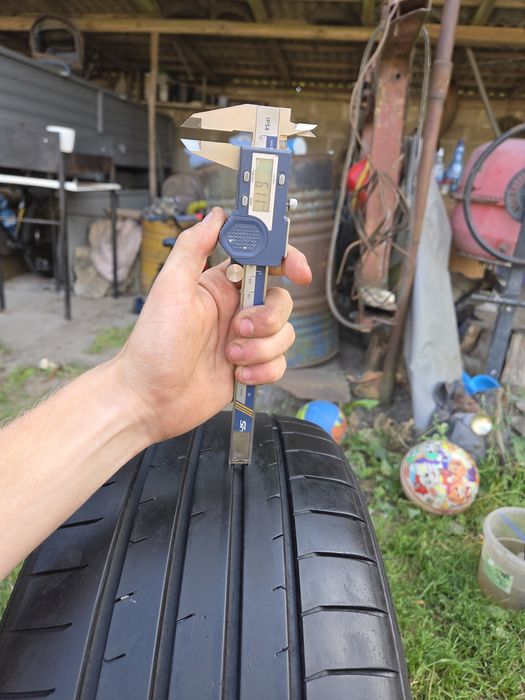 Opony Toyo Proxes 215/45 R18