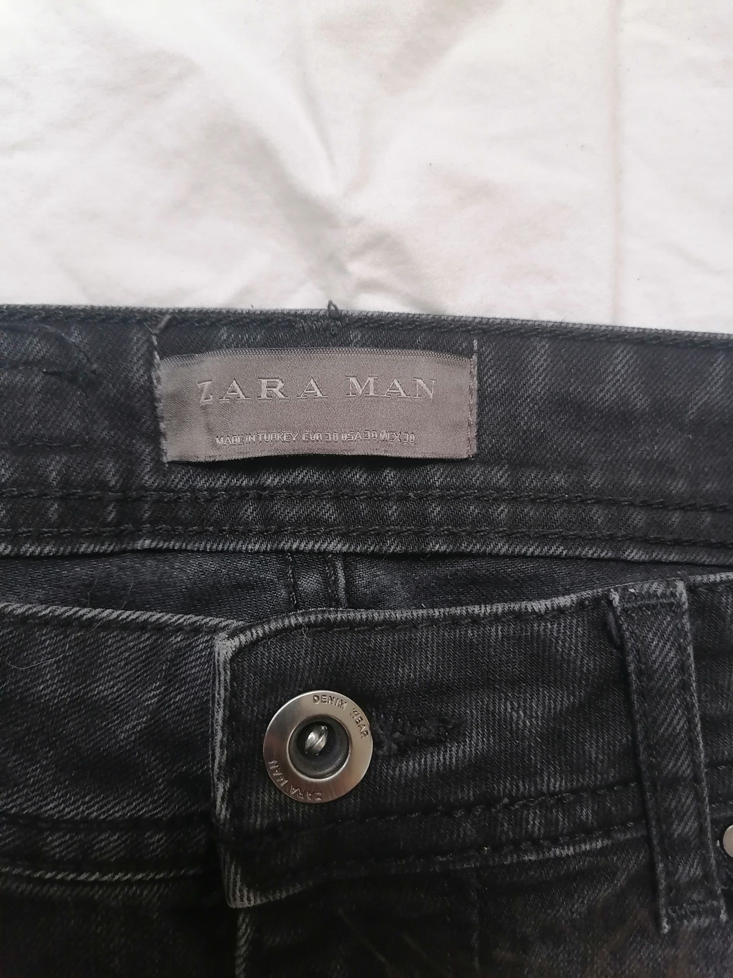 Продам гарні брендові джинси zara