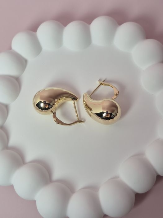 Złote kolczyki krople łezki gładkie angielskie zapięcie 585