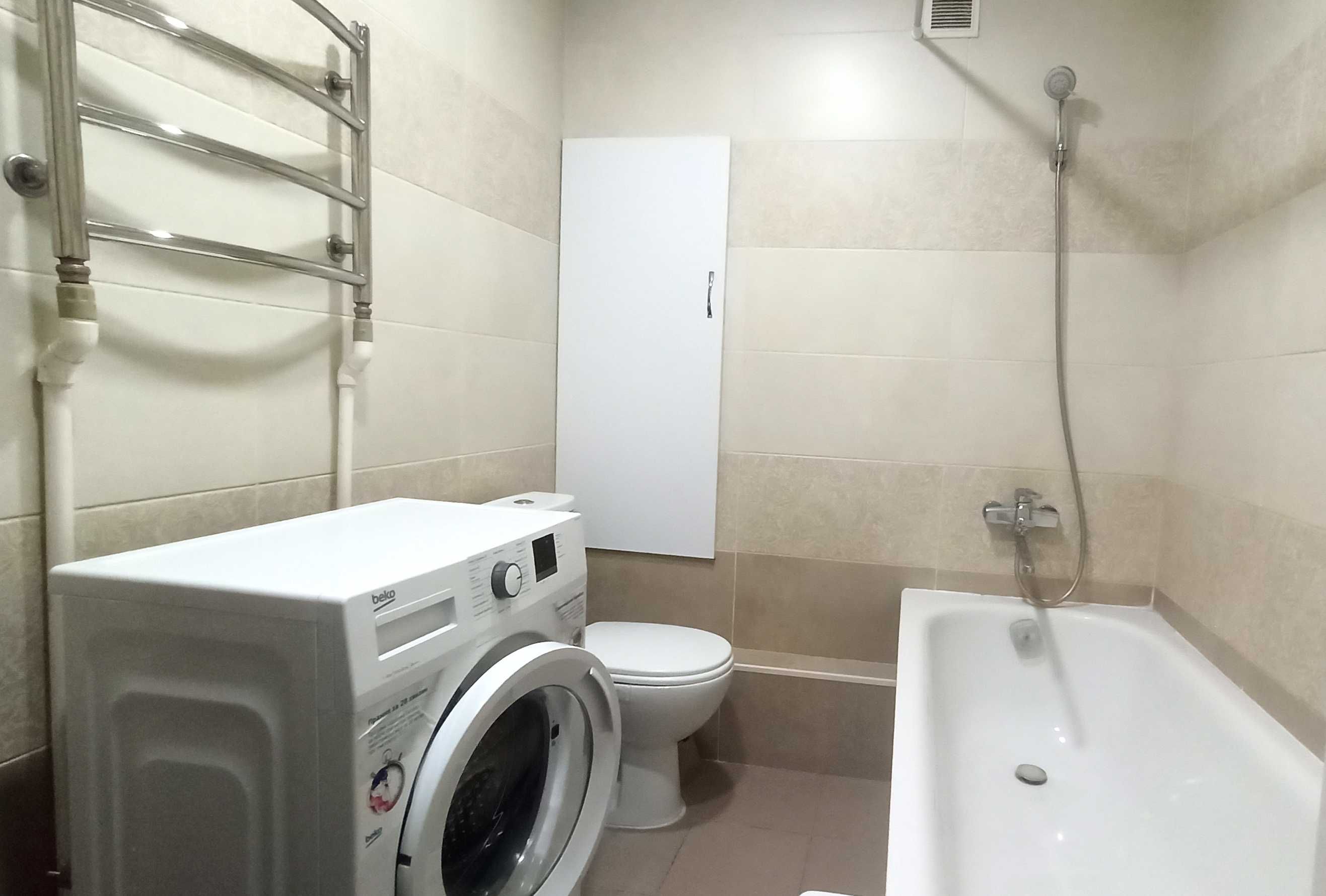 Продаж 1-кімнатна квартира у центрі міста (Victory Plaza)