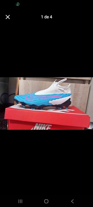 Chuteiras nike novas