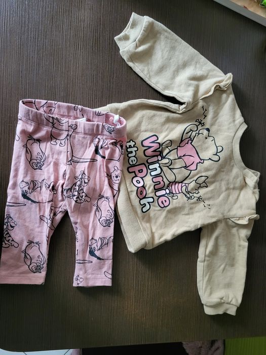 Komplet, bluza i leginsy68 hm