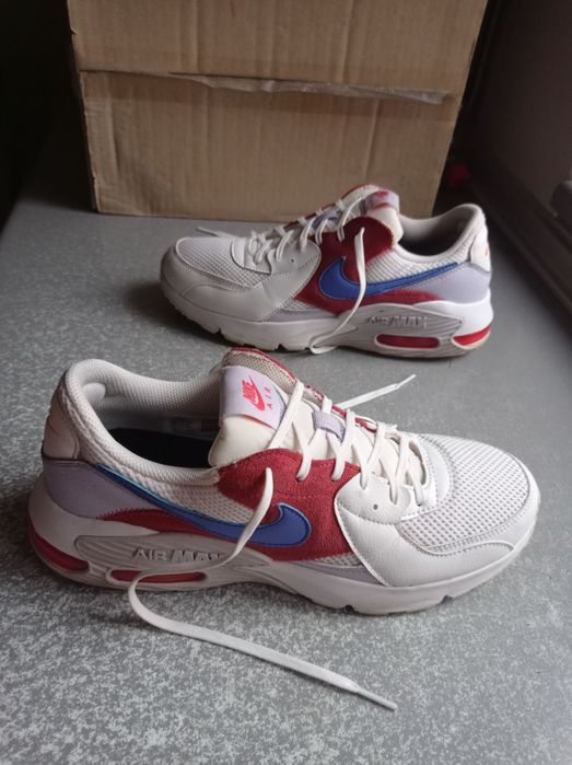 Кросівки Nike Air Max Excee -42р