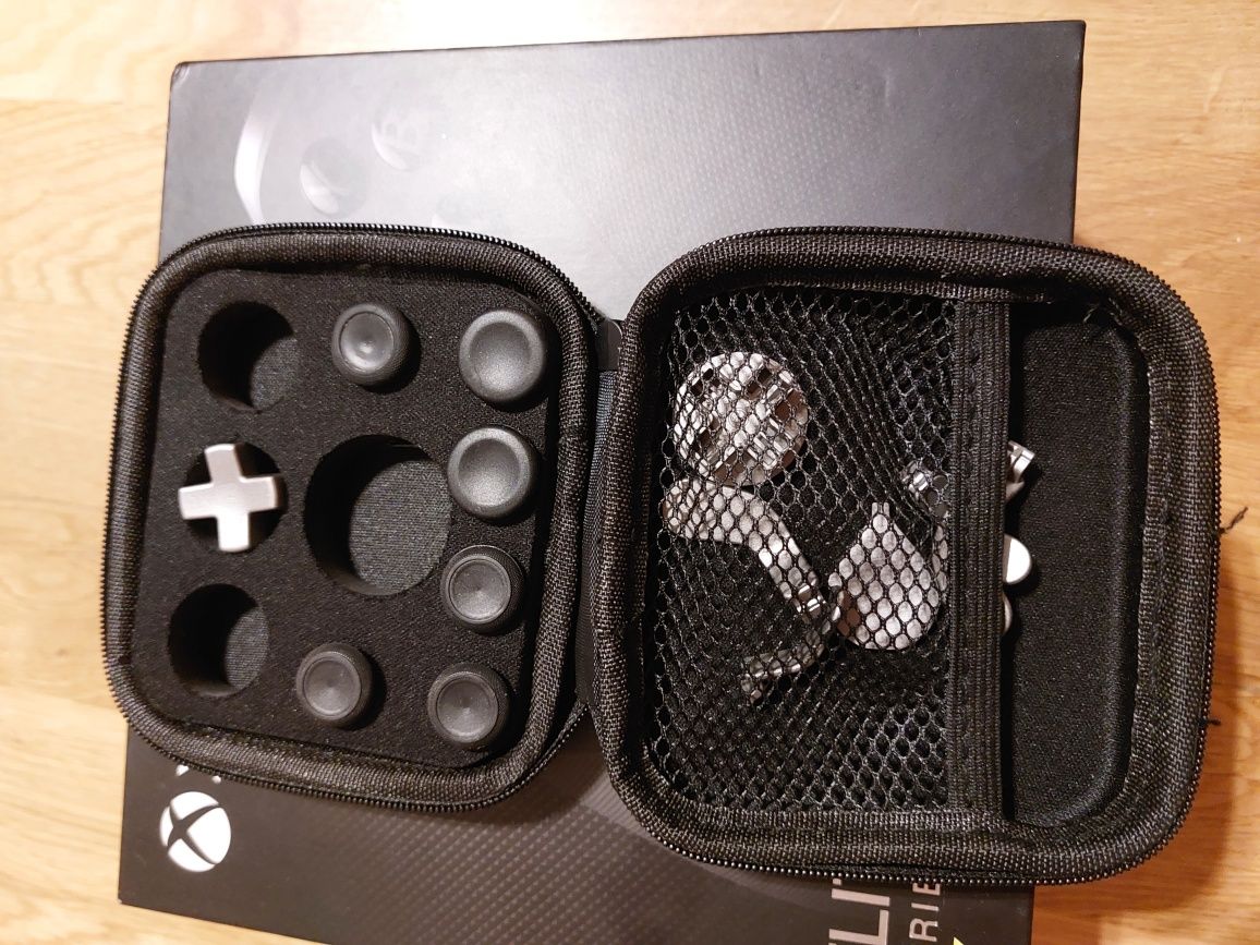 Pad xbox series elite 2 zestaw z etui