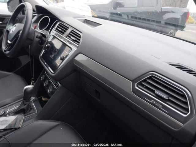 Volkswagen Tiguan 2.0T SE 2020 *