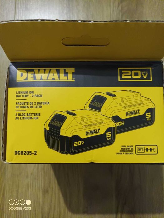 DeWalt DCB205, DCB205-2 20V Max Li-ion Battery