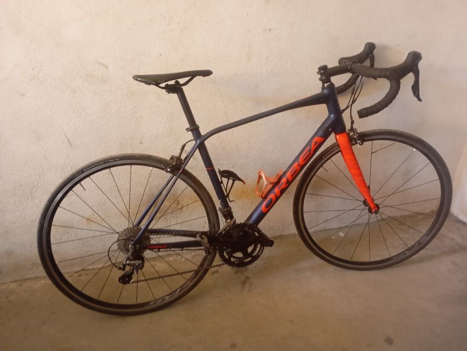 Bicicle de ciclismo orbea com garfo em carbono