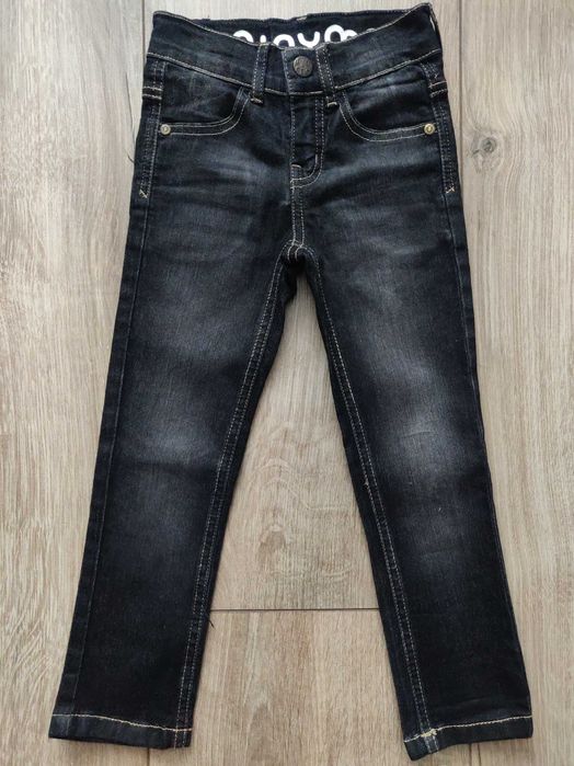 Джинсы для  девочки MinyMo р. 104см, 4 года, черные, высокая посадка.