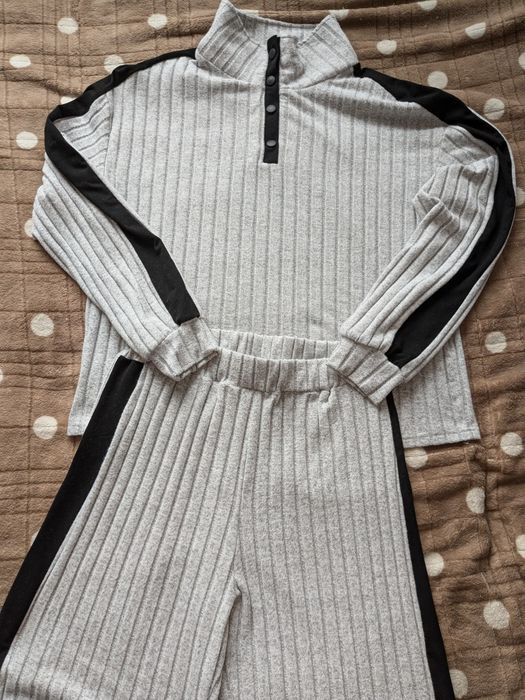 Продам Костюм двійка