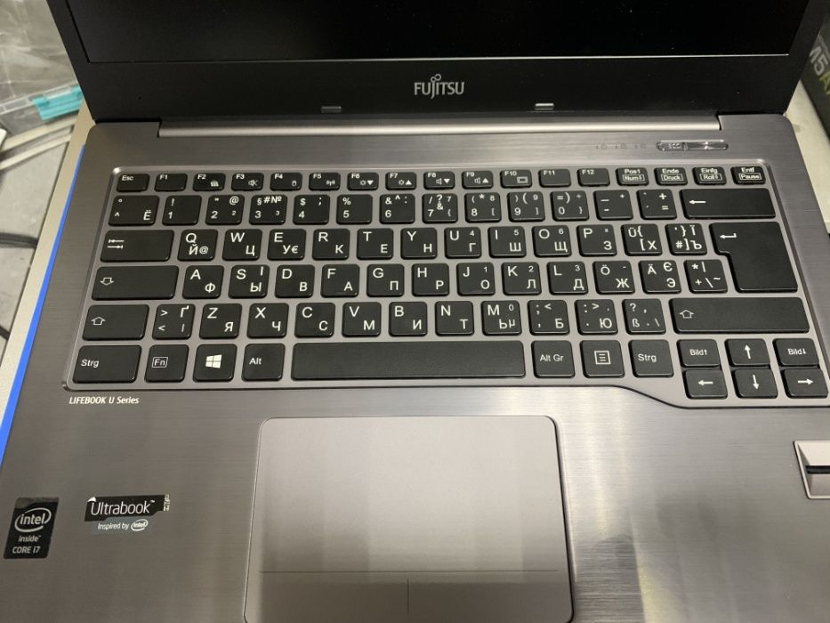 Гравировка клавиатуры ноутбука > > Лазерная гравировка на клавиатуре.