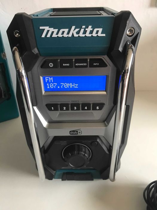 Радіоприймач акумуляторний Makita MR003GZ з Англії