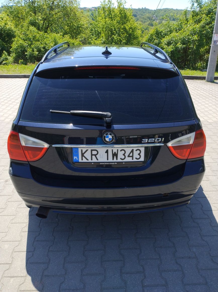 BMW e91 320i lpg