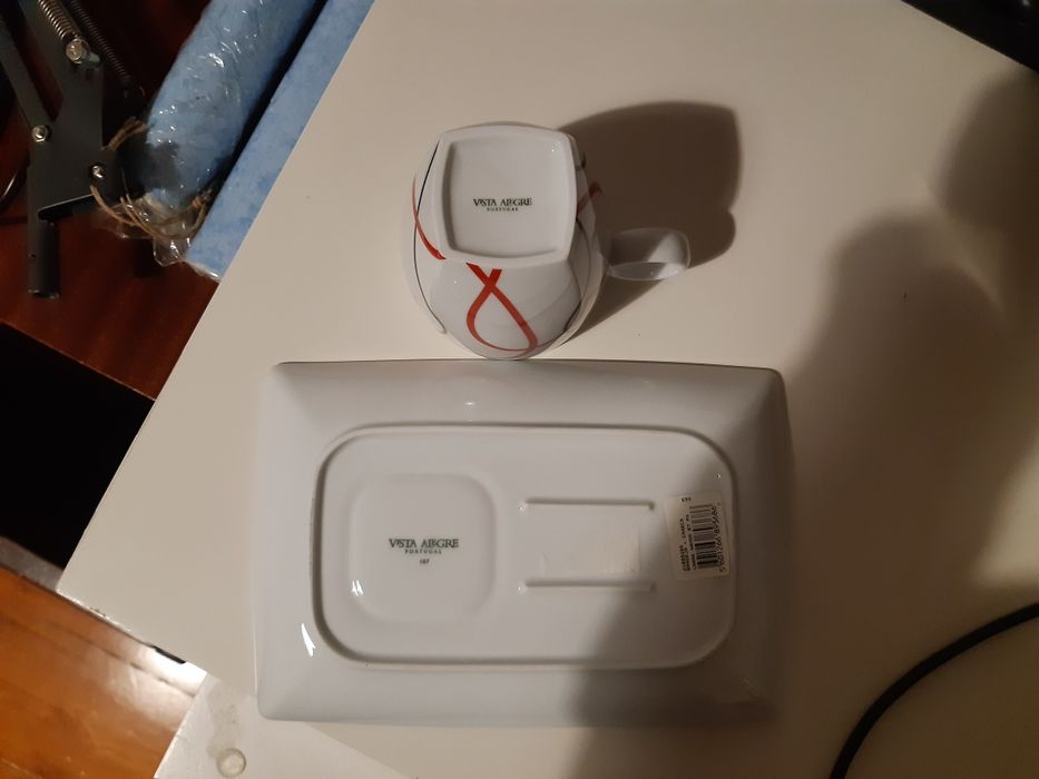 Vista Alegre - Conjunto Corações caneca e prato