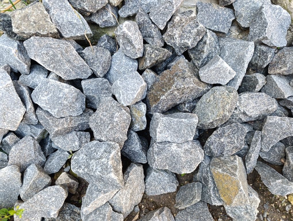 Пісок камінь щебінь відсів послуги самоскида, доставка буд.матеріалів