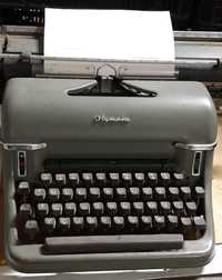 Maquina de escrever olympia