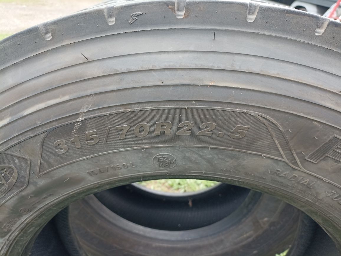 Шини вантажні 315/70 r 22,5