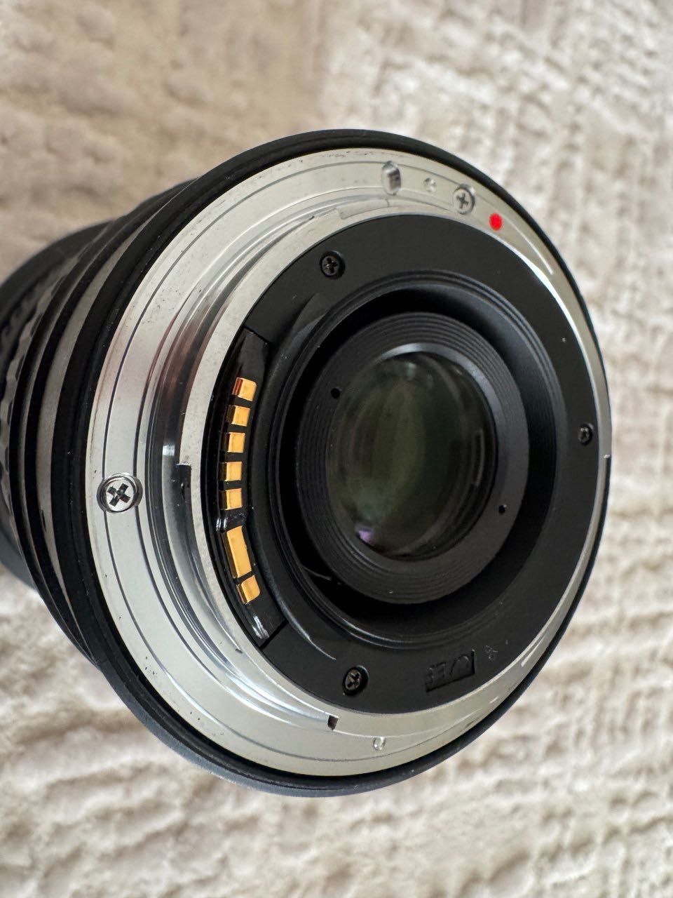 Об'єктив Tokina AT-XII-Pro DX 11-20mm f/2.8 DX для Canon