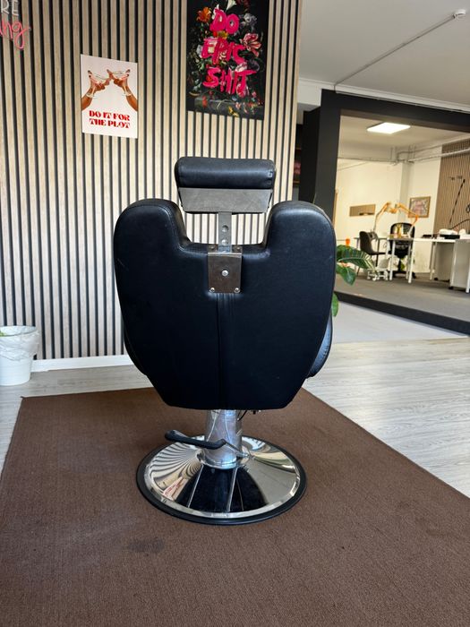 Cadeirão tipo barbeiro