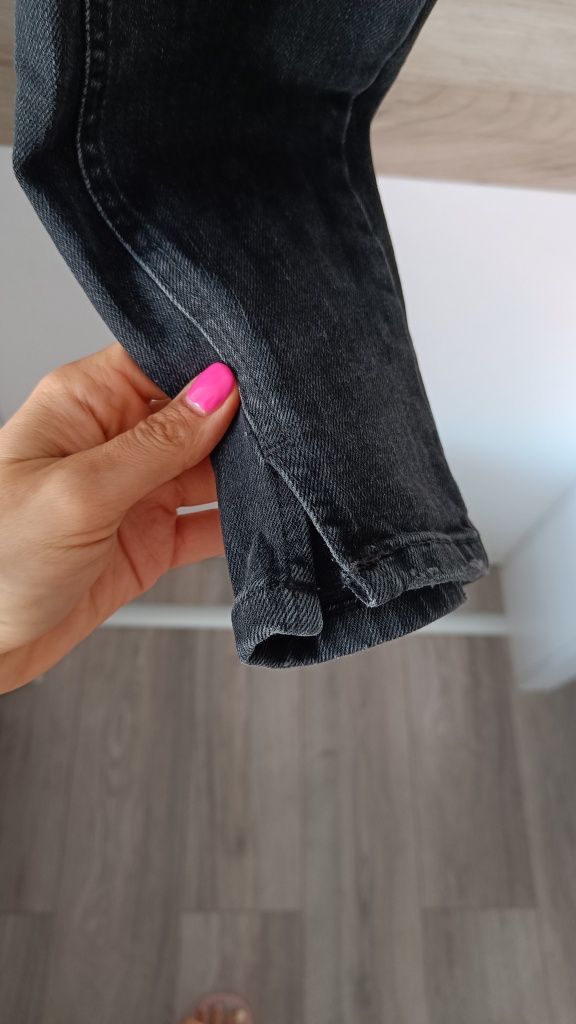 Czarne jeansy z dziurami Zara 38