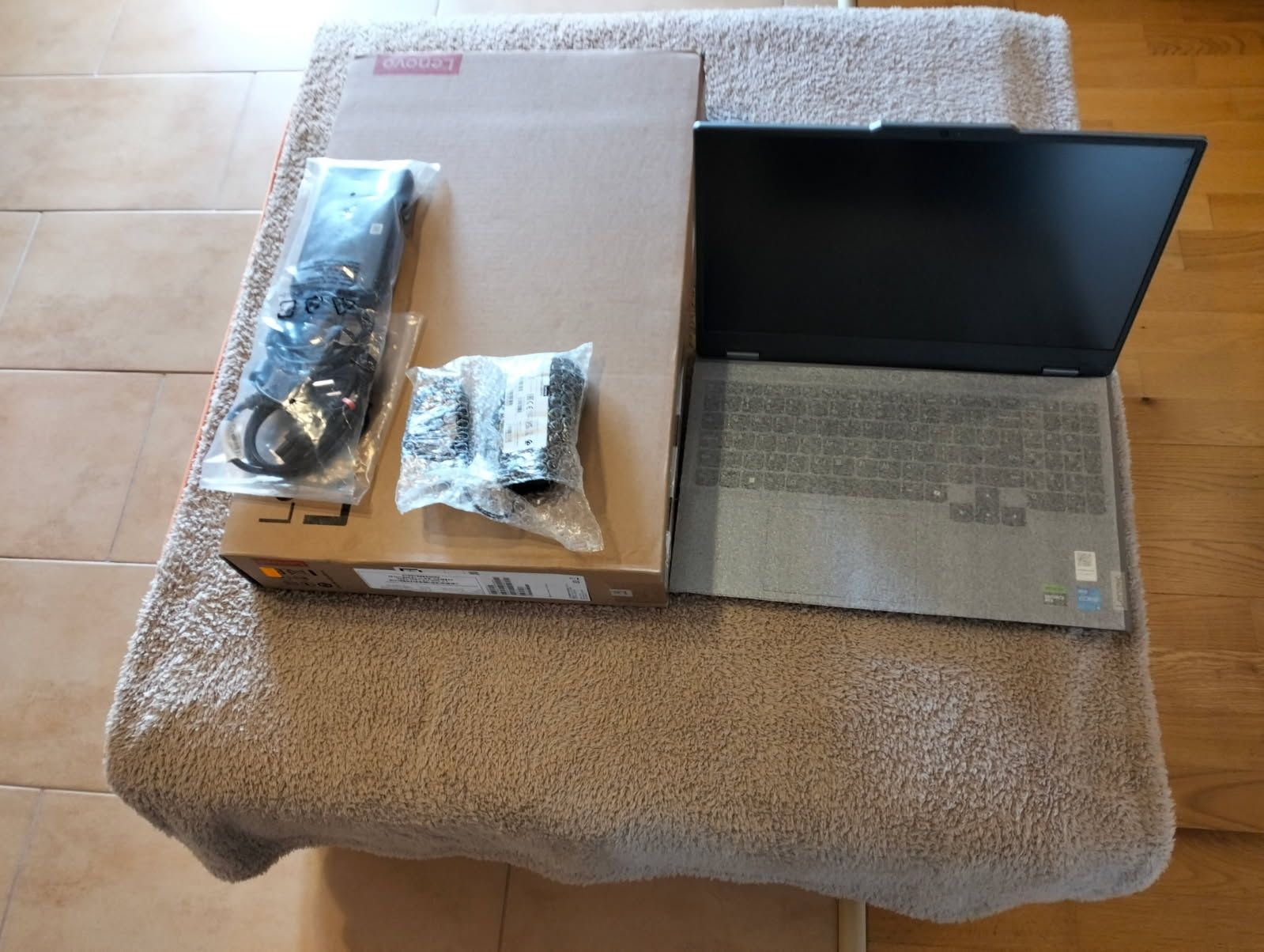 Lenovo LOQ Intel i5 64GB RAM RTX4050 laptop gamingowy gwarancja 30 msc