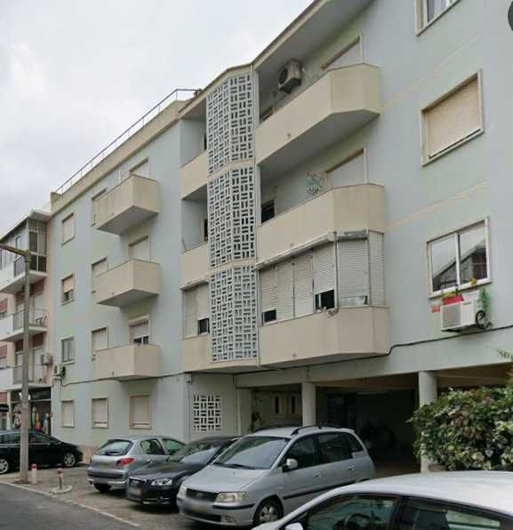 Apartamento T2 Olival Basto