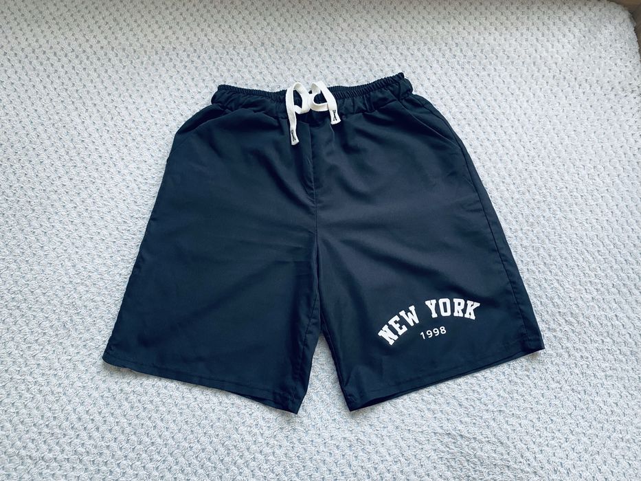 Шорти New York в хорошому стані