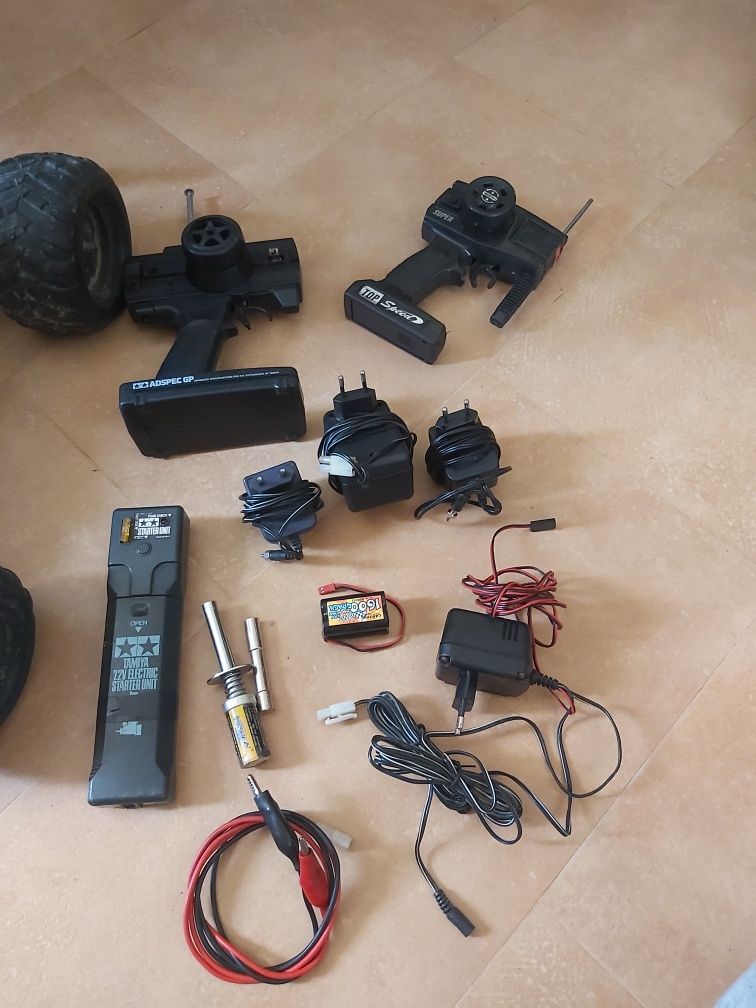 Carro telecomandado a gasolina