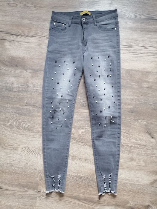 Jeansy rurki skinny firmy De Fashion rozmiar 36/S. nowe