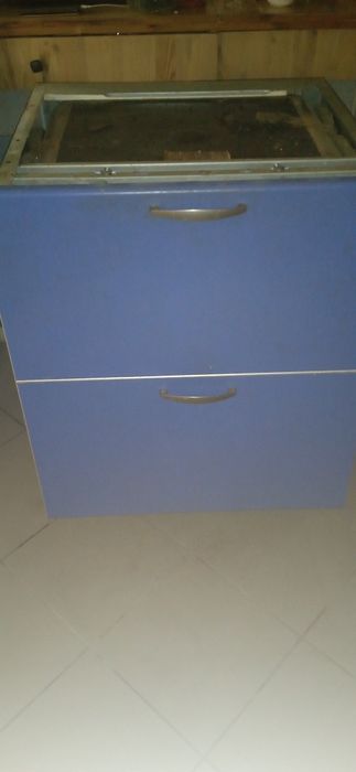 Продаю посудомоечную машину Ariston Li670 Duo