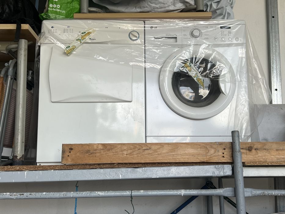 Maquina de lavar e secar roupa
