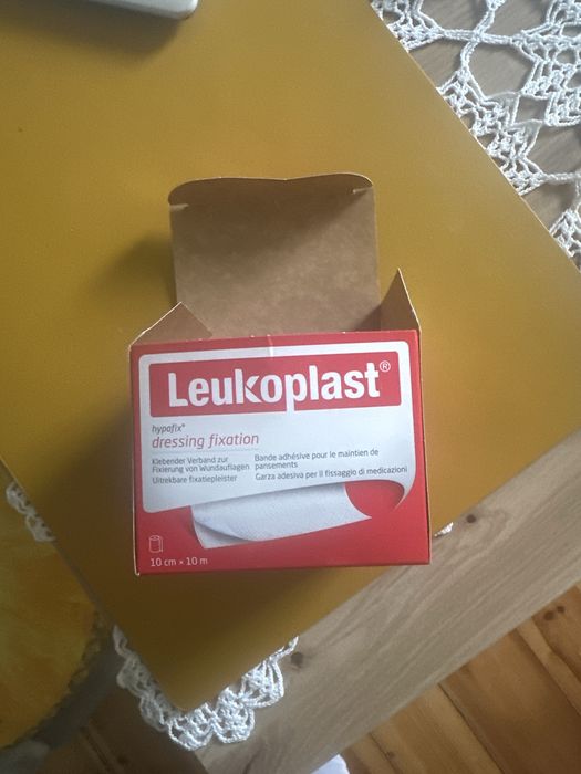 Plaster leukoplast