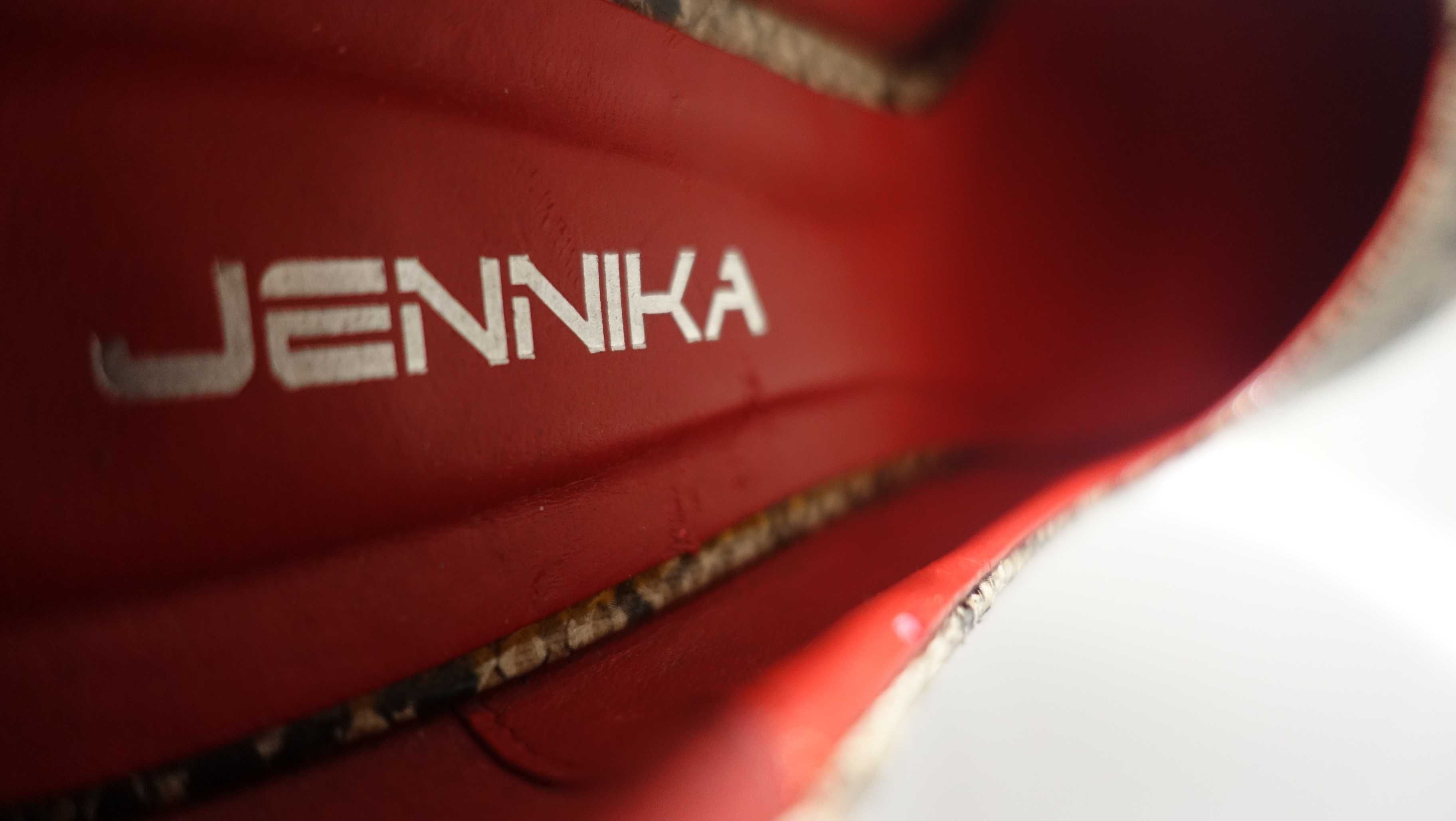 Jennika, imitacja skóry węza beżowo-czarne szpilki, rozmiar 37