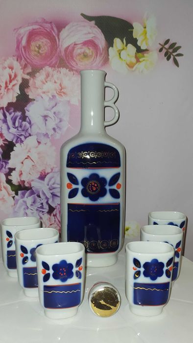 Подсвечник,вазы,бутылка-кувшинс рюмками,ваза-салатница хрусталь